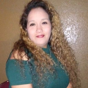 Meet your Posher, Veronica